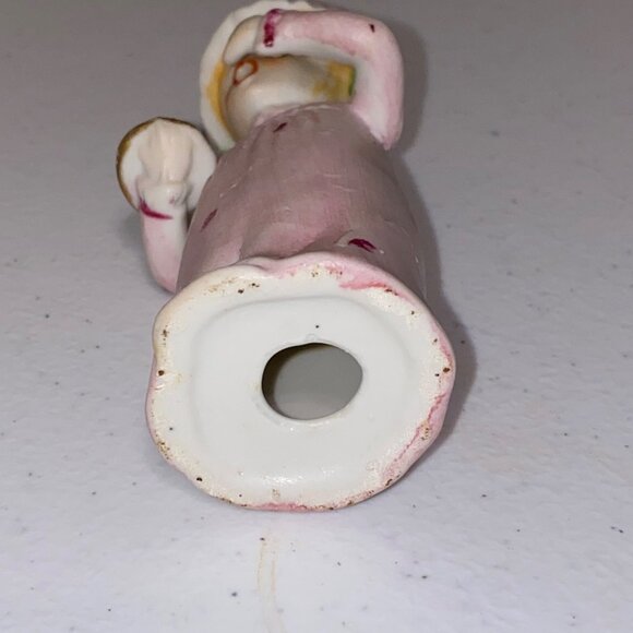 Vintage Christmas Home Decor Yawning Sleepy Girl with Candle Porcelain Figurine - Picture 4 of 5